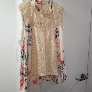 Lace front floral shirt - plus size 4x Never worn